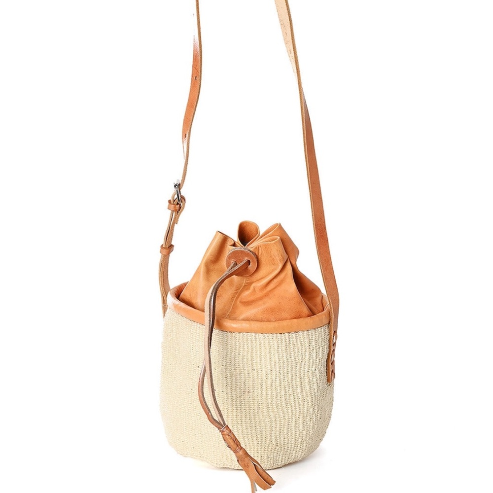 Small White Sisal Purse With Leather Cinch Top